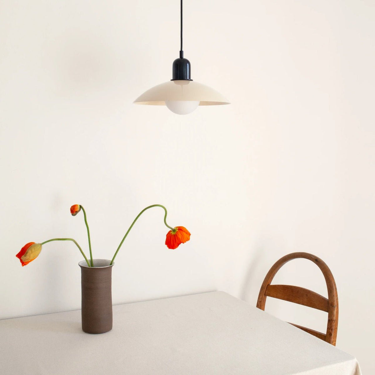 Lámpara Colgante Macaron Bauhaus de Metal en Colores Pop