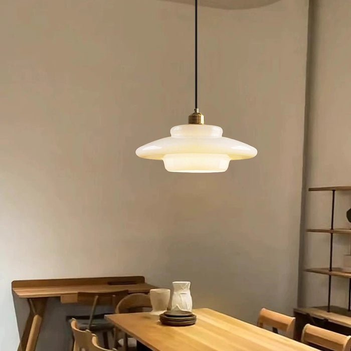 Lámpara Colgante de Vidrio Blanco Opalino Mid-Century