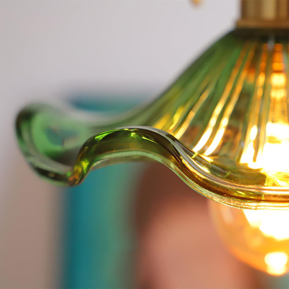 Lámpara Colgante LED de Vidrio con Forma de Flor y Latón