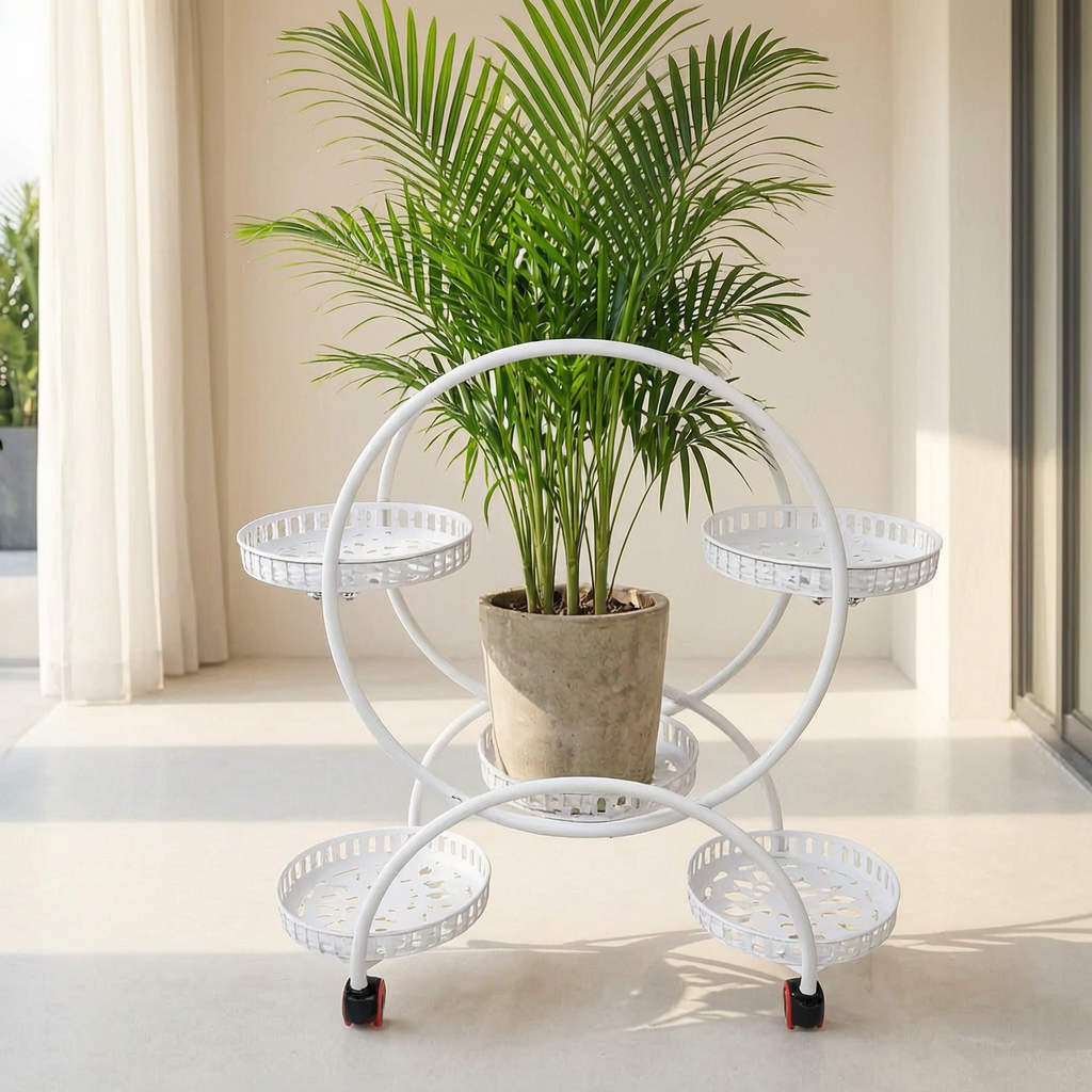 Soporte con ruedas para plantas con una planta grande