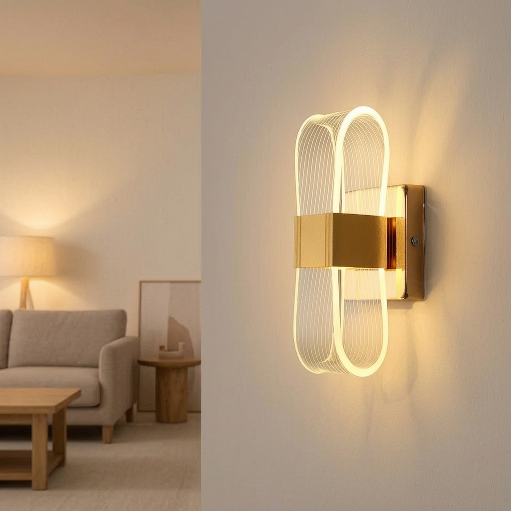 Lámpara de pared LED nórdica de lujo encendida en un salón