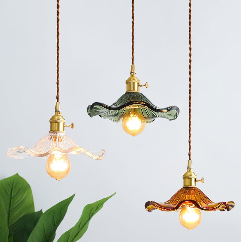Lámpara Colgante LED de Vidrio con Forma de Flor y Latón