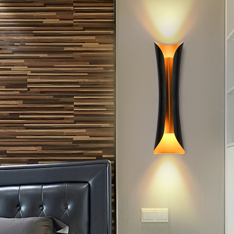 Aplique de Pared Modern Curl de Metal Negro Escultórico