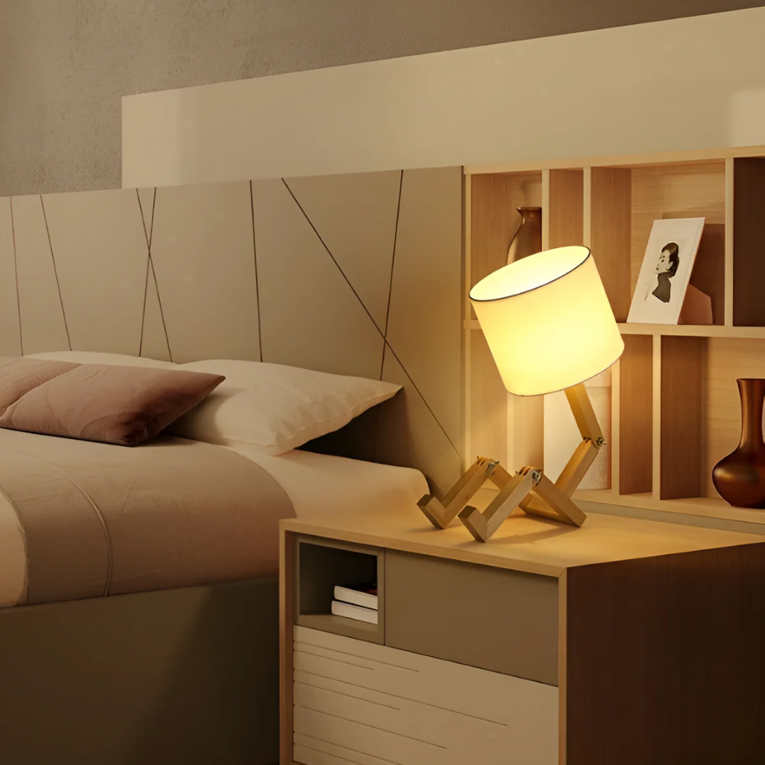 Lámpara de Mesa Rilna de Madera Maciza Flexible de Diseño
