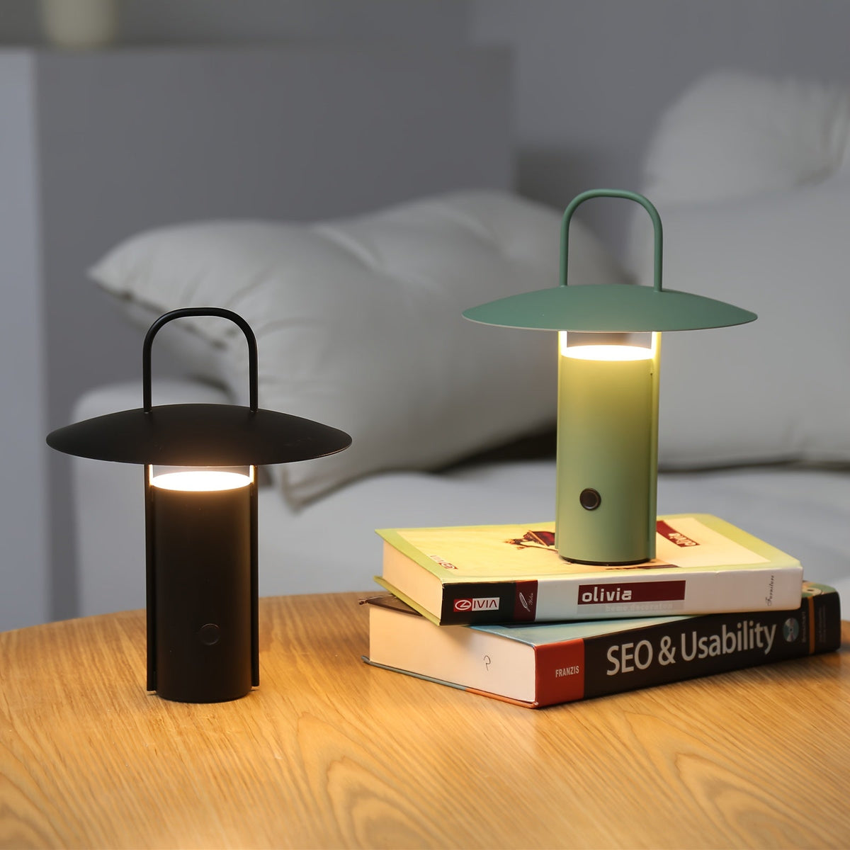Lámpara Táctil LED Inalámbrica Recargable de Metal Cúpula