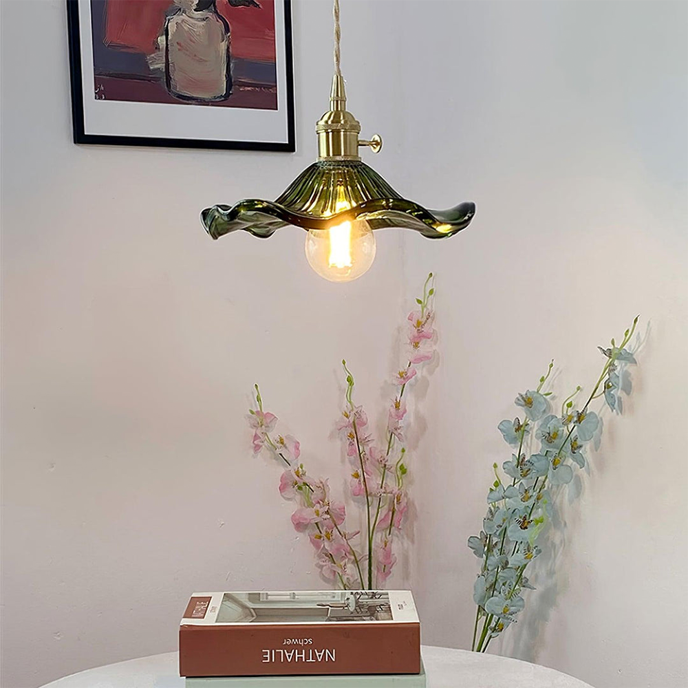 Lámpara Colgante LED de Vidrio con Forma de Flor y Latón