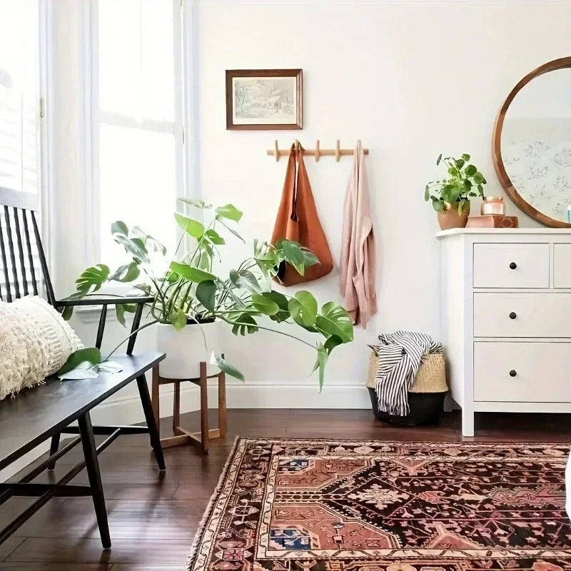 Maeve Colgador de Pared de Roble Macizo con Clavijas