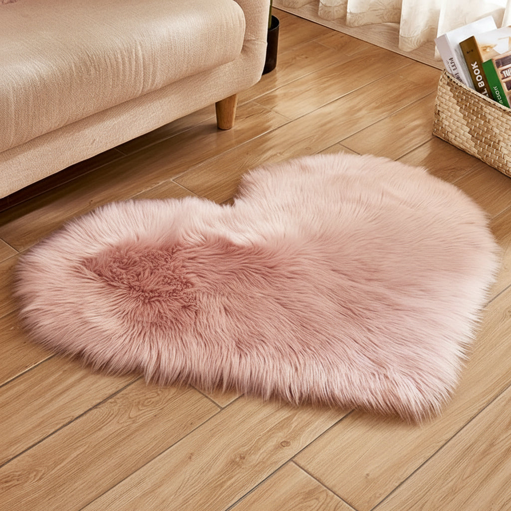 Alfombra en Forma de Corazón de Pelo Suave para Dormitorio