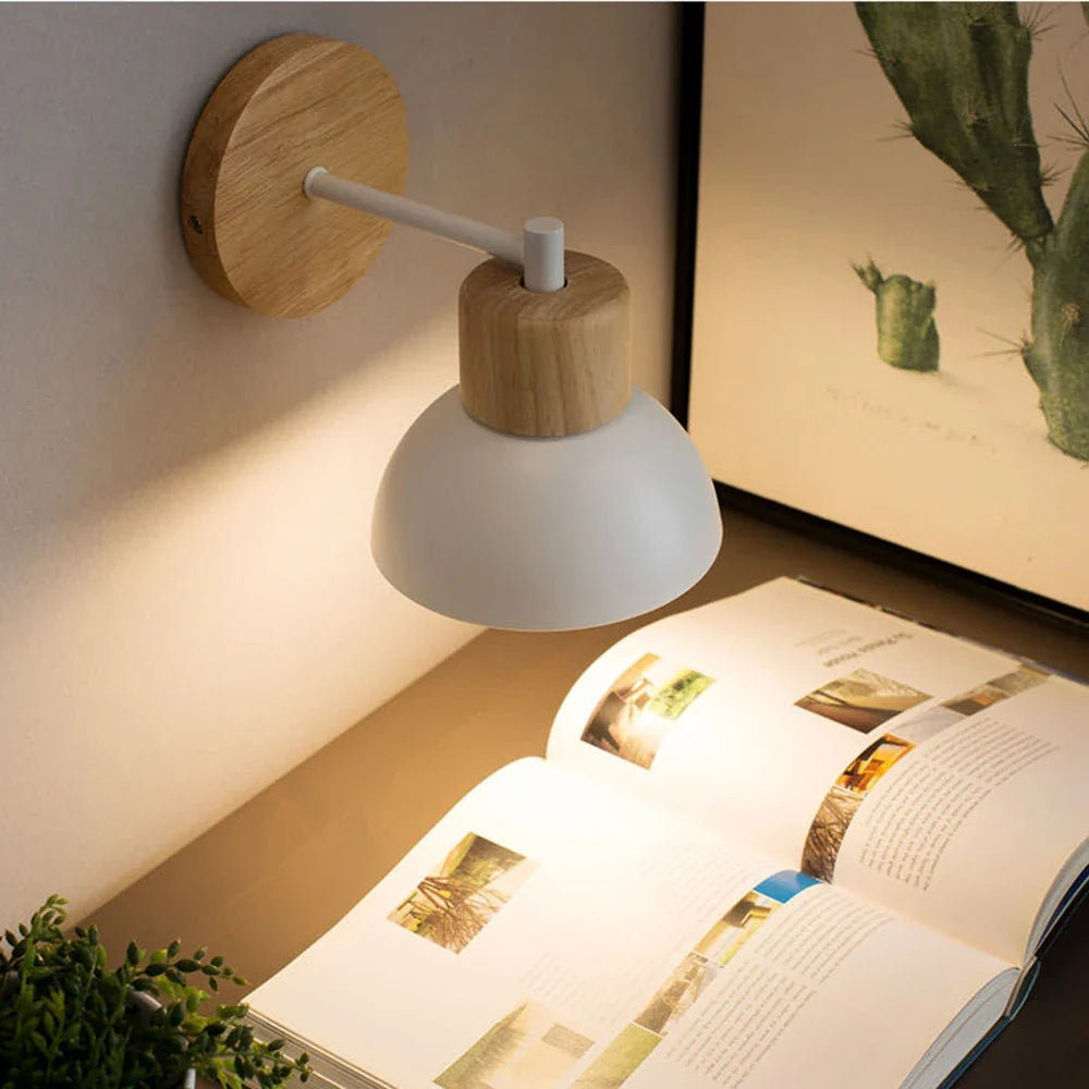 Aplique de Pared de Madera y Metal Nórdico para Mesilla