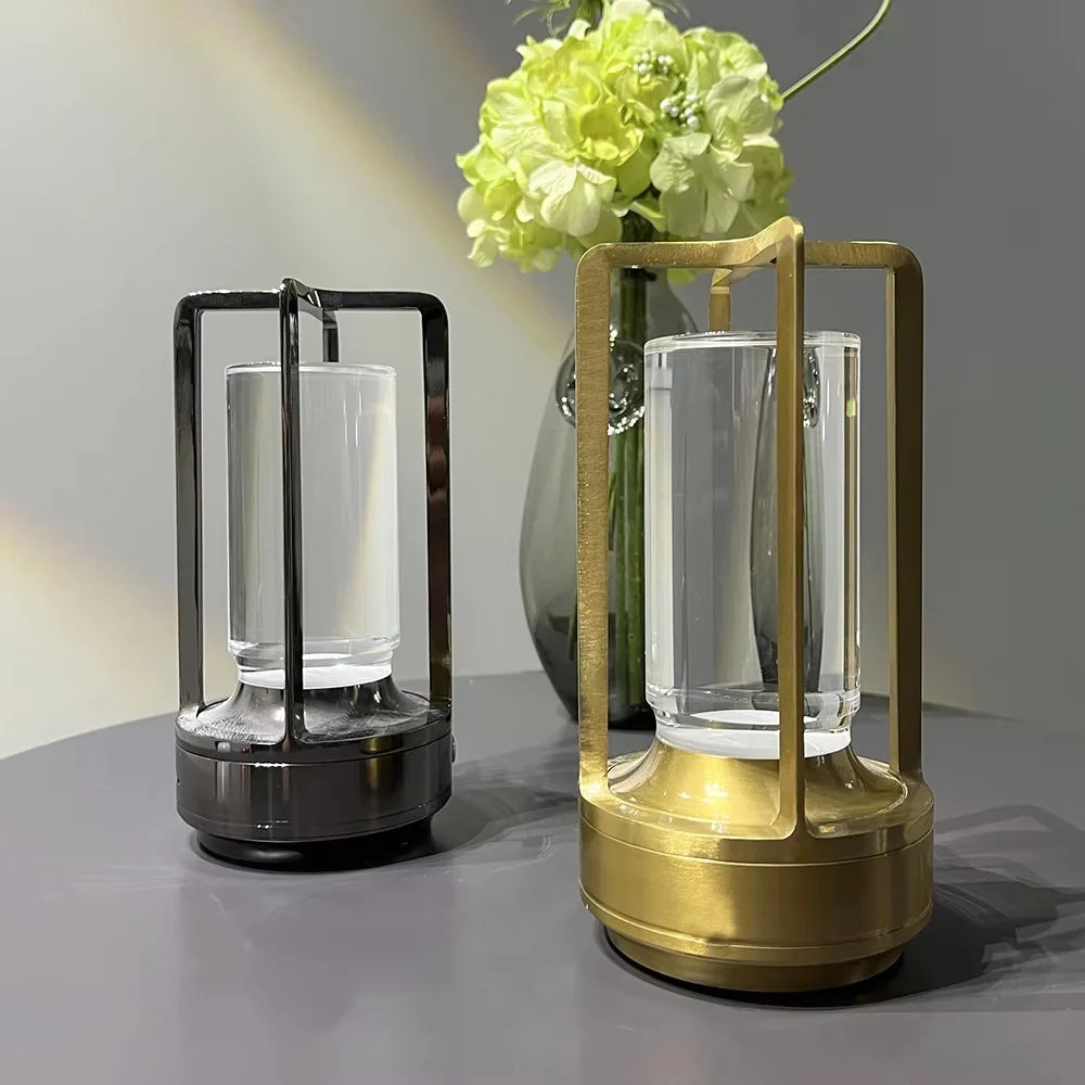 Lámpara de Mesa LED Cilíndrica de Metal Inalámbrica Moderna