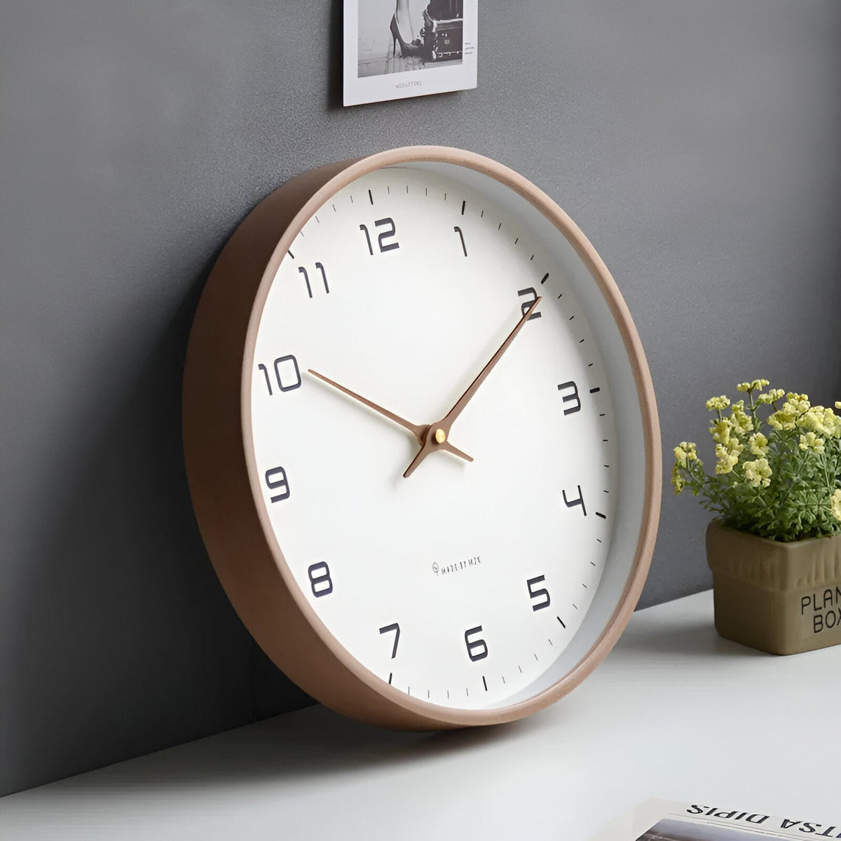 Reloj de Pared Nórdico Minimalista con Marco de Madera