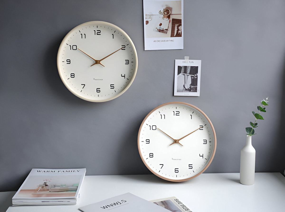 Reloj de Pared Nórdico Minimalista con Marco de Madera