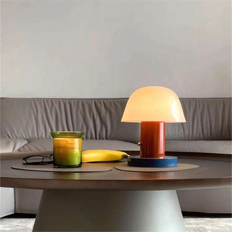 Lámpara de Mesa LED con Forma de Seta Moderna Recargable