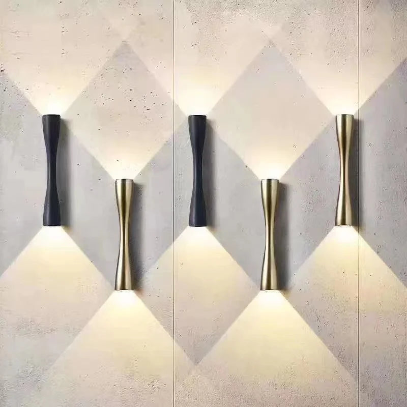 Aplique de Pared LED Nórdico de Luz Arriba y Abajo en Oro