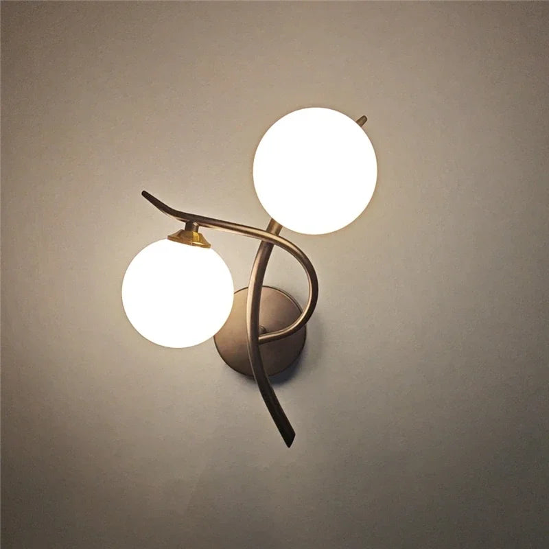 Aplique de Pared Lunara LED de Doble Globo Opalino Nórdico