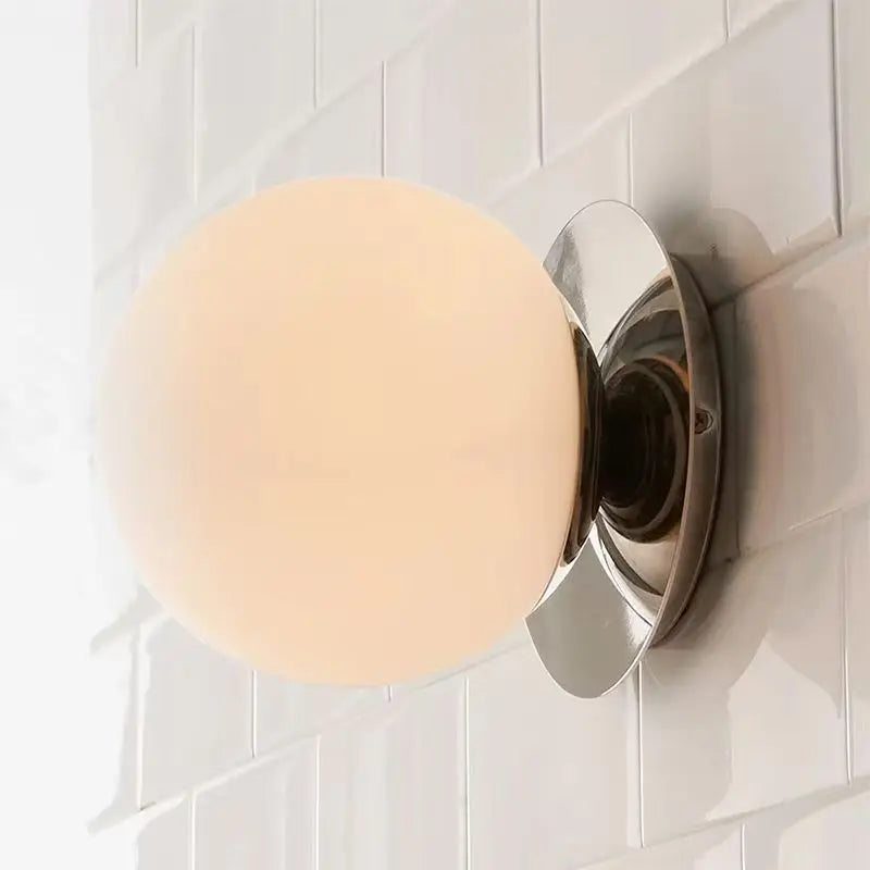 Aplique Nordic Globe de Cristal para Baño y Dormitorio