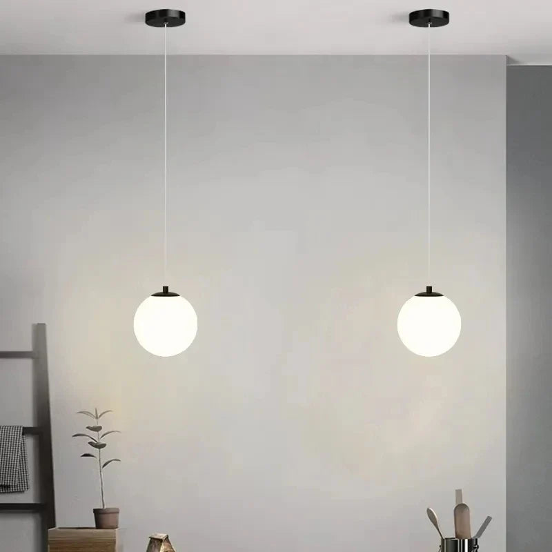 Lámpara Colgante Luna de Globos de Vidrio Opalino Nórdica