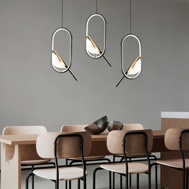 Lámpara Colgante Urraca LED con Pájaro Nórdica Artística