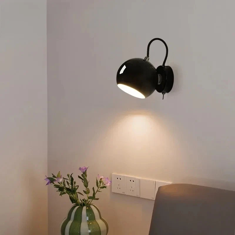 Aplique de Pared Nordic Cream con Cúpula Giratoria Ajustable