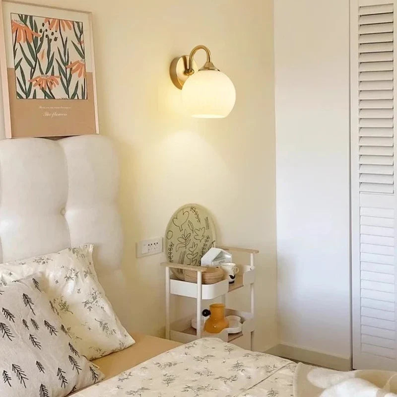 Aplique de Pared Quashion con Globo de Vidrio Cromo o Latón