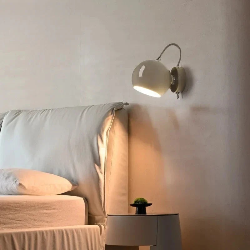 Aplique de Pared Nordic Cream con Cúpula Giratoria Ajustable