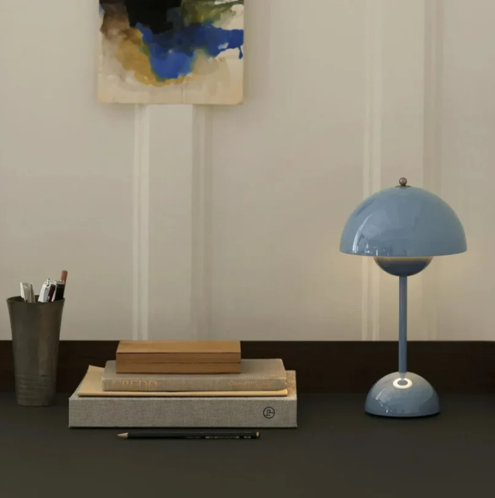 Lámpara de Mesa Modern Touch Escandinava Táctil en 8 Colores