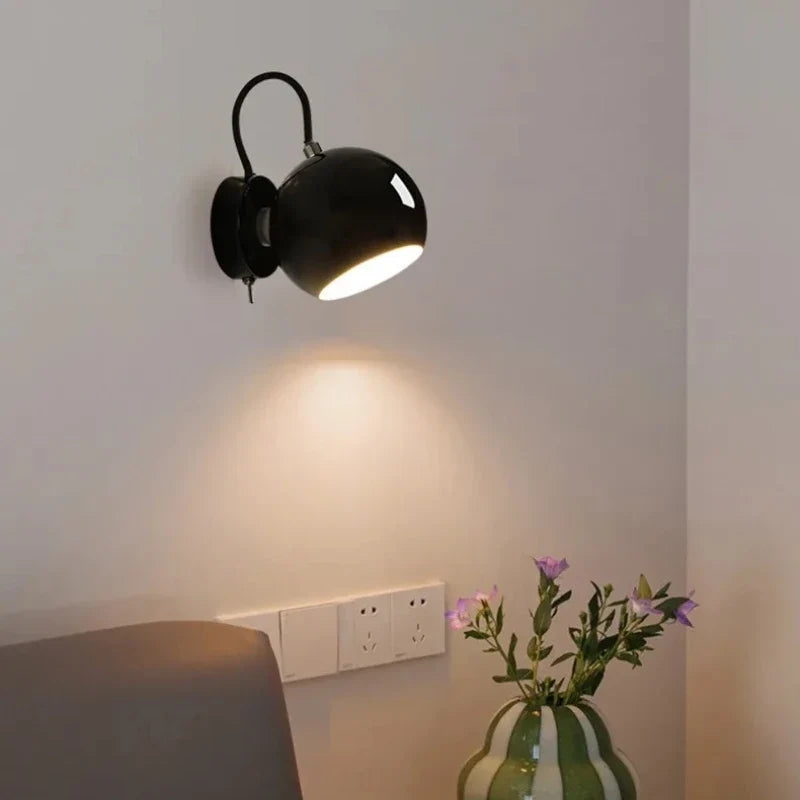 Aplique de Pared Nordic Cream con Cúpula Giratoria Ajustable