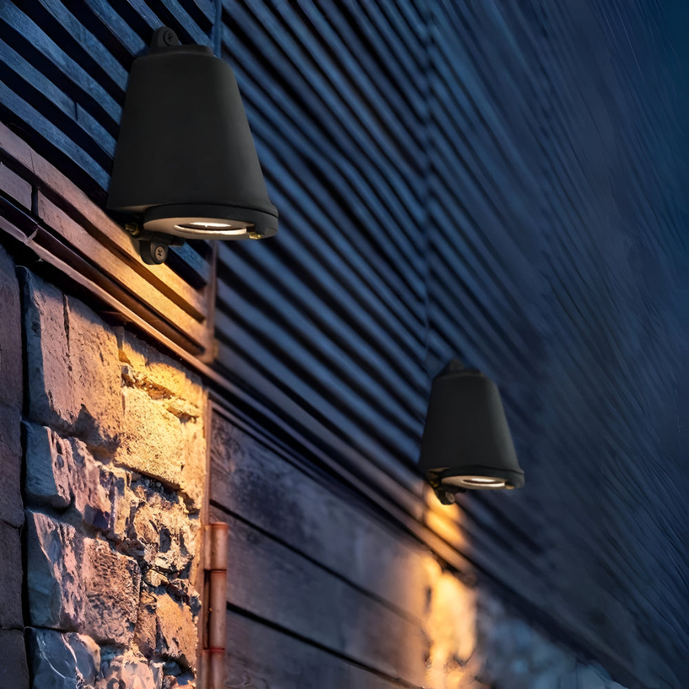 Aplique de Pared Exterior de Metal en Plata, Negro o Cobre