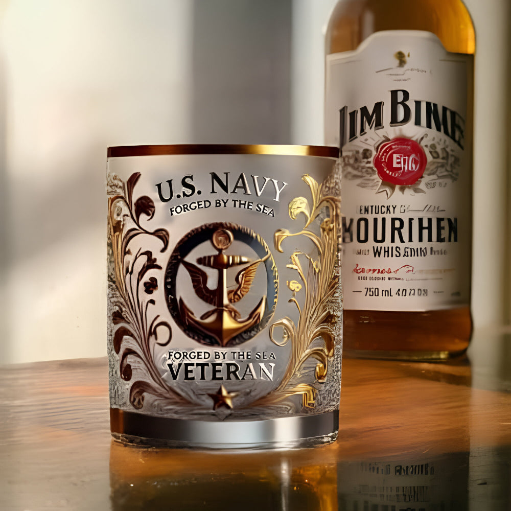 Vaso de Whisky con Relieve Dorado Homenaje a Veteranos