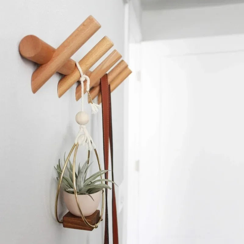 Maeve Colgador de Pared de Roble Macizo con Clavijas