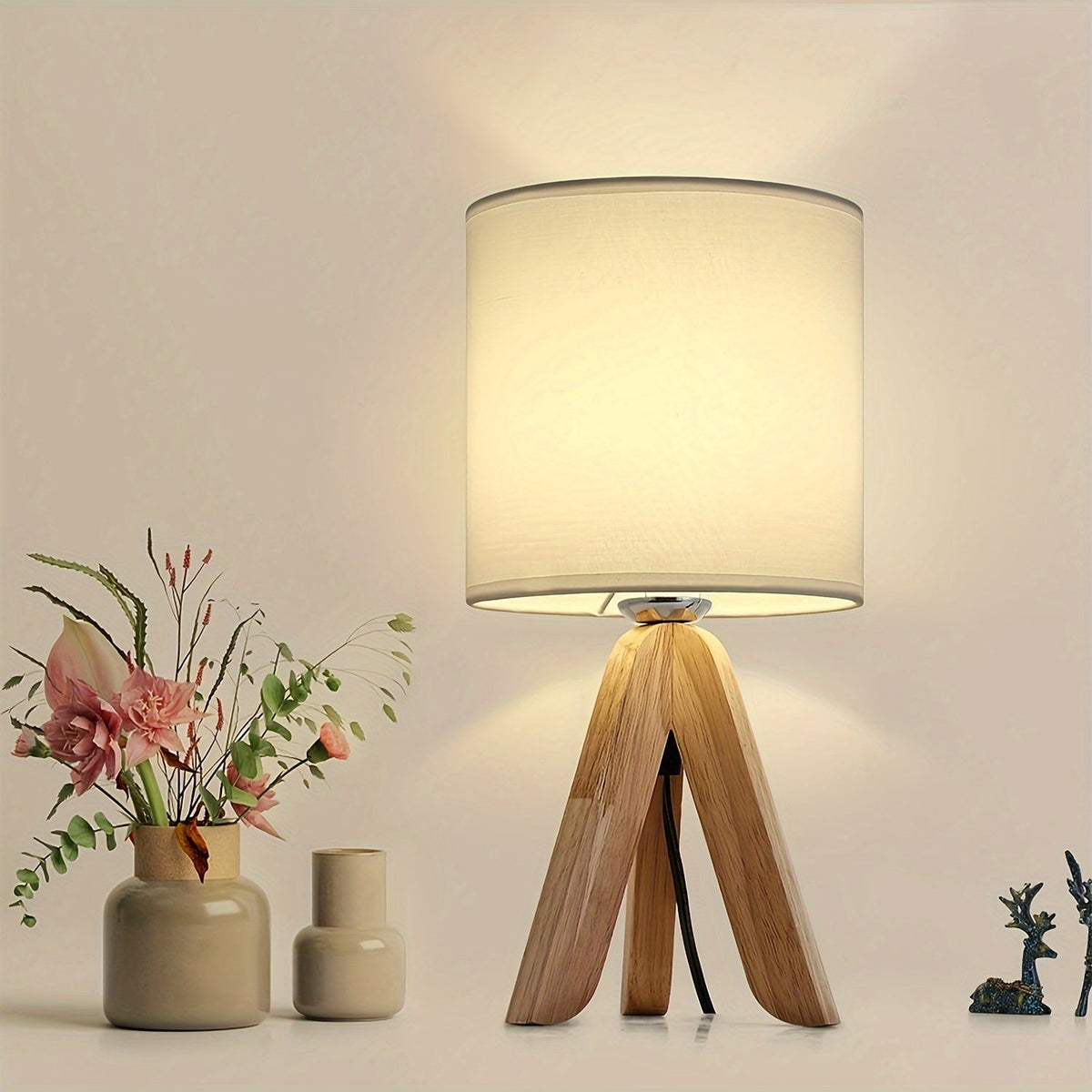 Lámpara de Mesa Trípode de Madera Nórdica Pantalla de Tela
