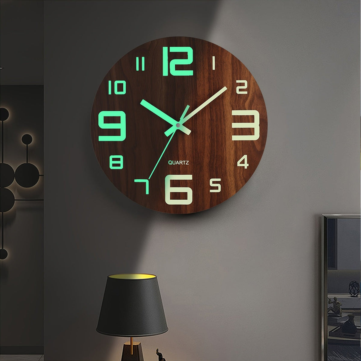 Reloj de Pared de Nogal Luminoso que Brilla en la Oscuridad