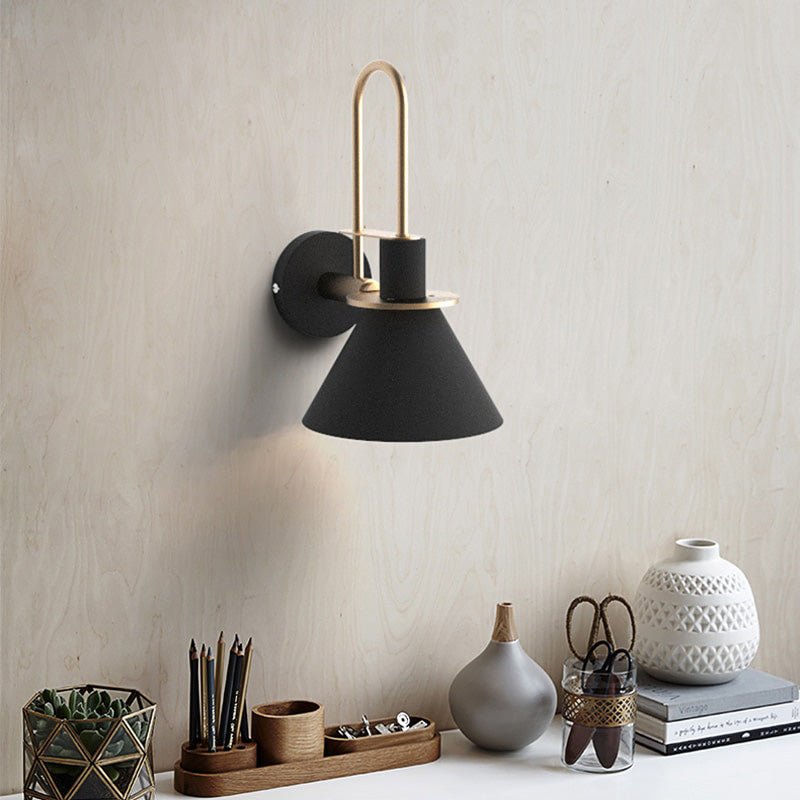 Aplique de Pared Mono de Metal Posmoderno Minimalista
