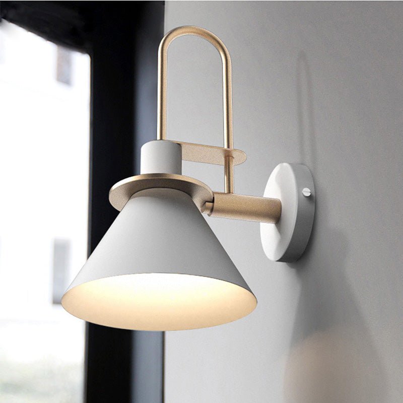 Aplique de Pared Mono de Metal Posmoderno Minimalista