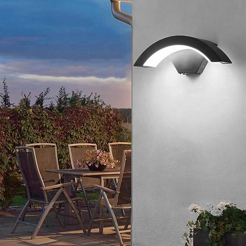 Aplique de Pared Exterior LED Curvo IP65 de Aluminio Negro